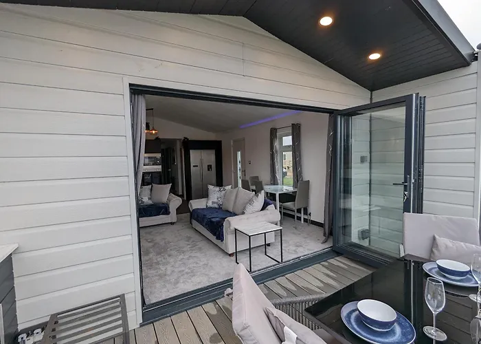 Waterside Lodge - Dog Friendly Sutton On Sea