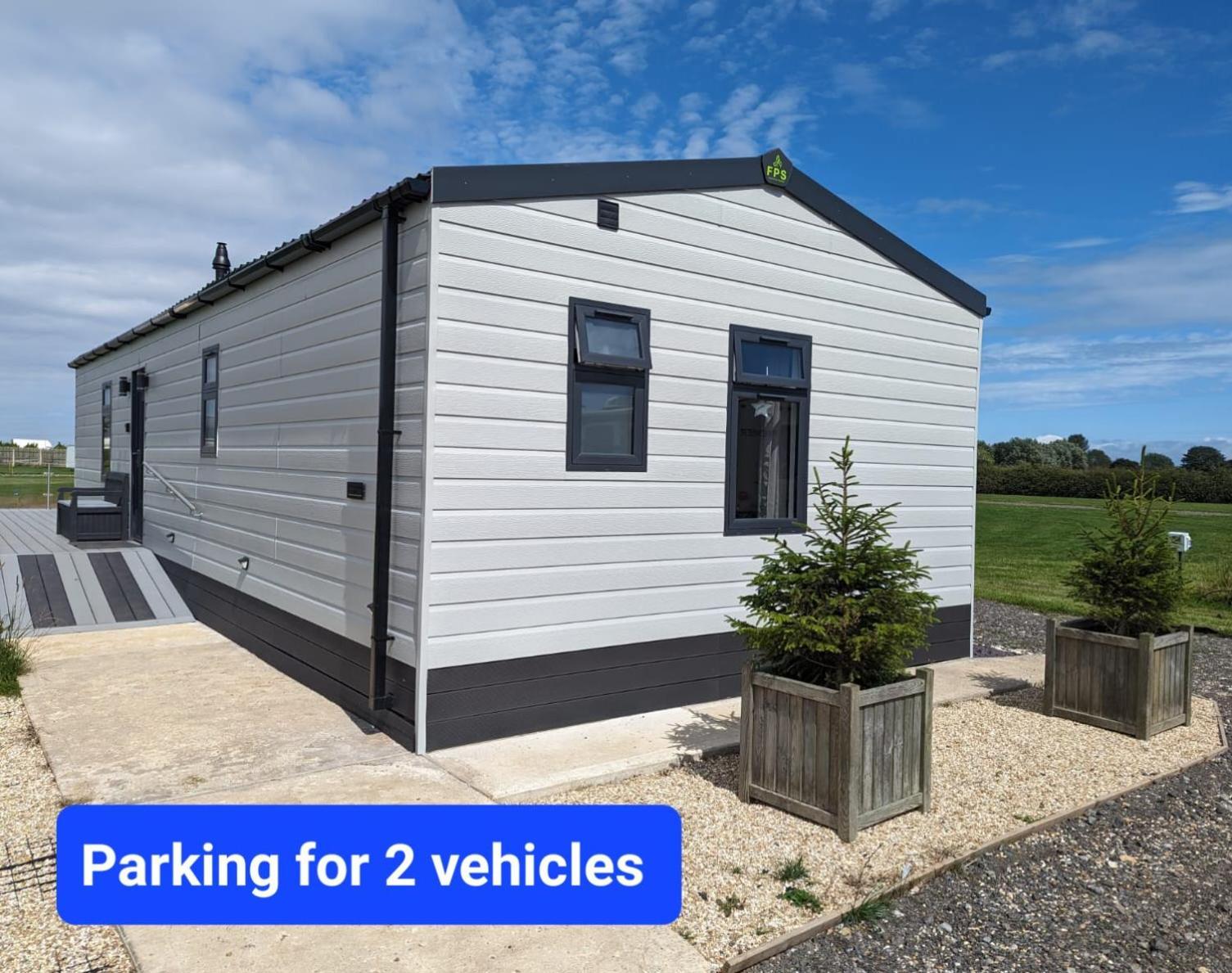 Waterside - Dog Friendly On Sea Holiday home *