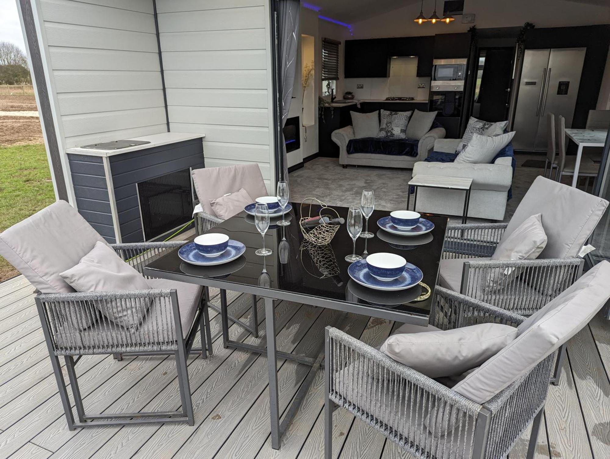 Waterside - Dog Friendly On Sea * Sutton-on-Sea